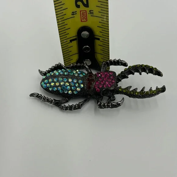 Vibrant Rhinestone Insect Brooch - Picture 10 of 10